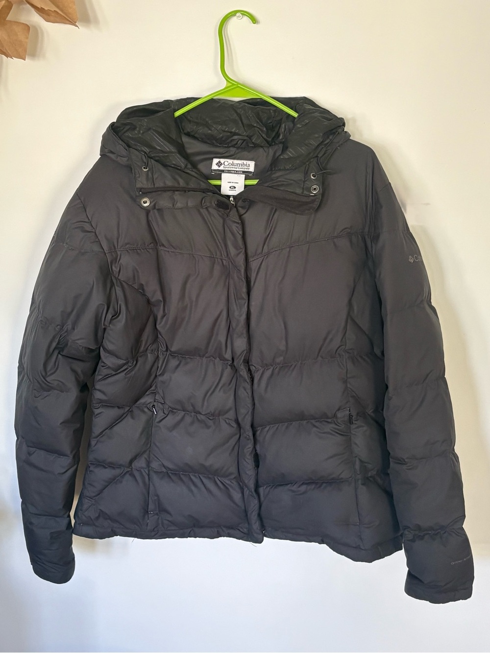 Columbia Women’s Black Down Puffer Jacket, Hooded, XL, 80% Duck Down